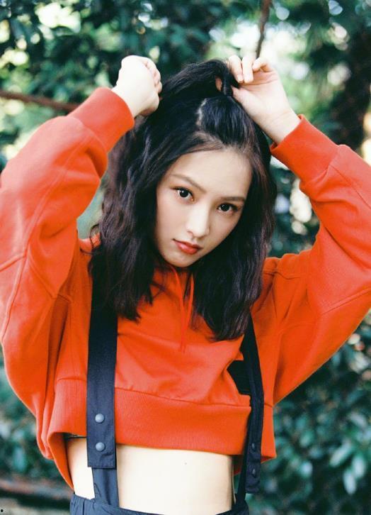 娇娇心上月,月下情缘,爱意绵绵 第2张 娇娇心上月,月下情缘,爱意绵绵 第2张