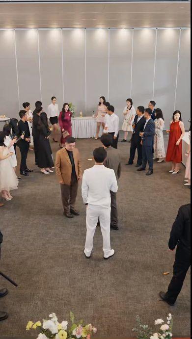 出狱后我成了前妻膜拜的神,传奇人生逆袭记 第2张 出狱后我成了前妻膜拜的神,传奇人生逆袭记 第2张